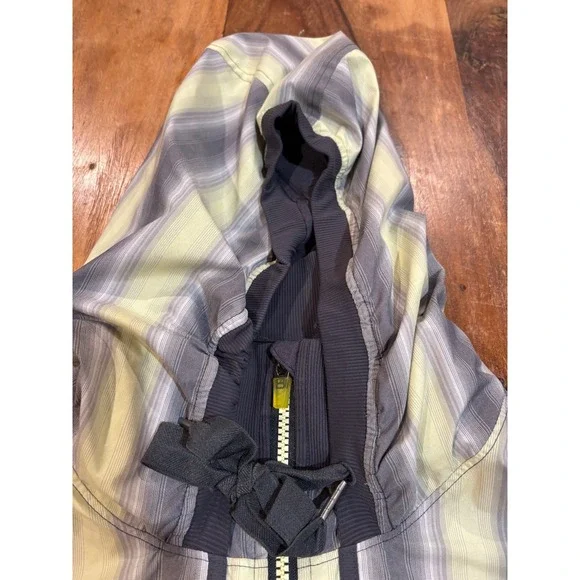 rare Lululemon Track and Field Jacket Sz 8 Gray yellow hood reflective raincoat - Picture 10 of 13